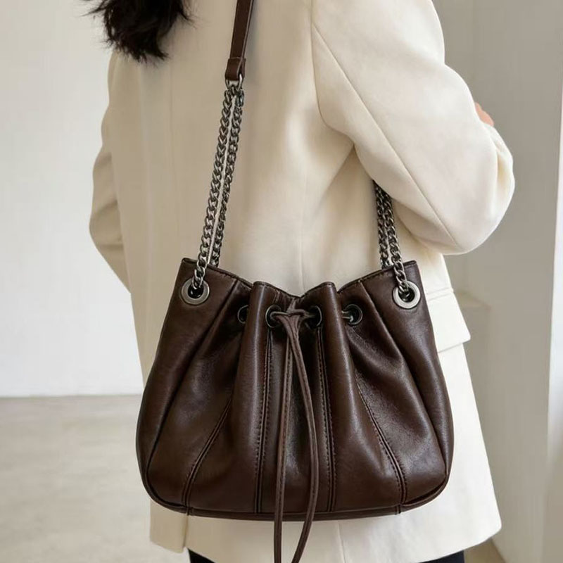 Luxury Quilted Bags - حقيبة دلو عصرية برباط سحب، حقائب