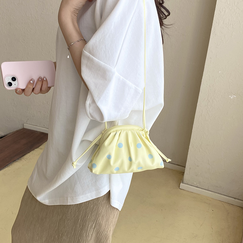 حقائب يد فاخرة صغيرة الحجم من  - مراجعة Luxury Bags Supplier وسعره