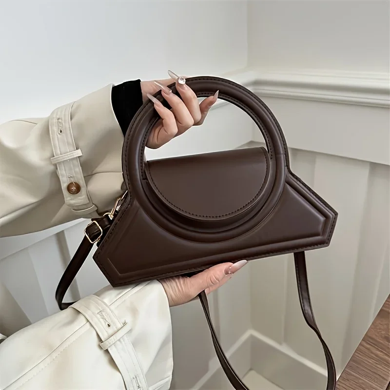 حقيبة حمل أنيقة من جلد البولي  - مراجعة Luxury Bags Without Logo وسعره