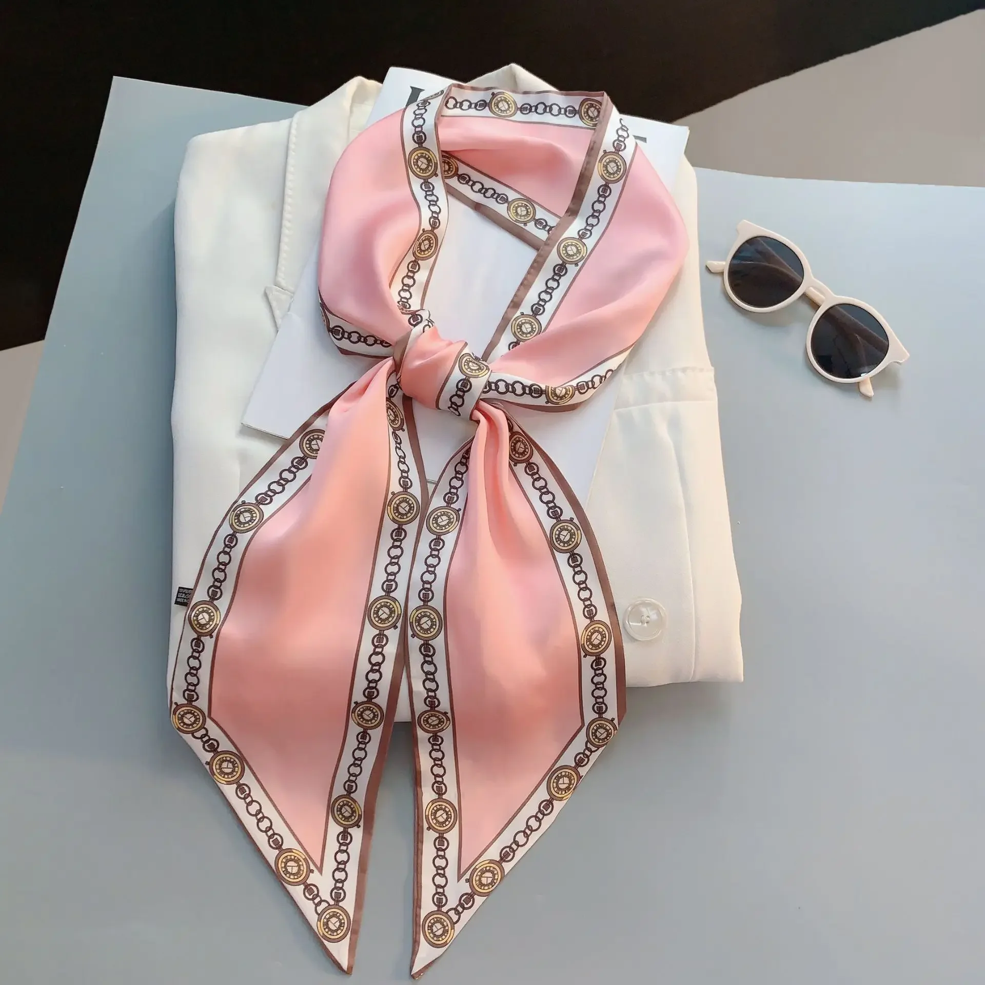 وشاح نسائي ضيق بتصميم مطبوع بن - مراجعة Luxury Bags For Women Brands وسعره