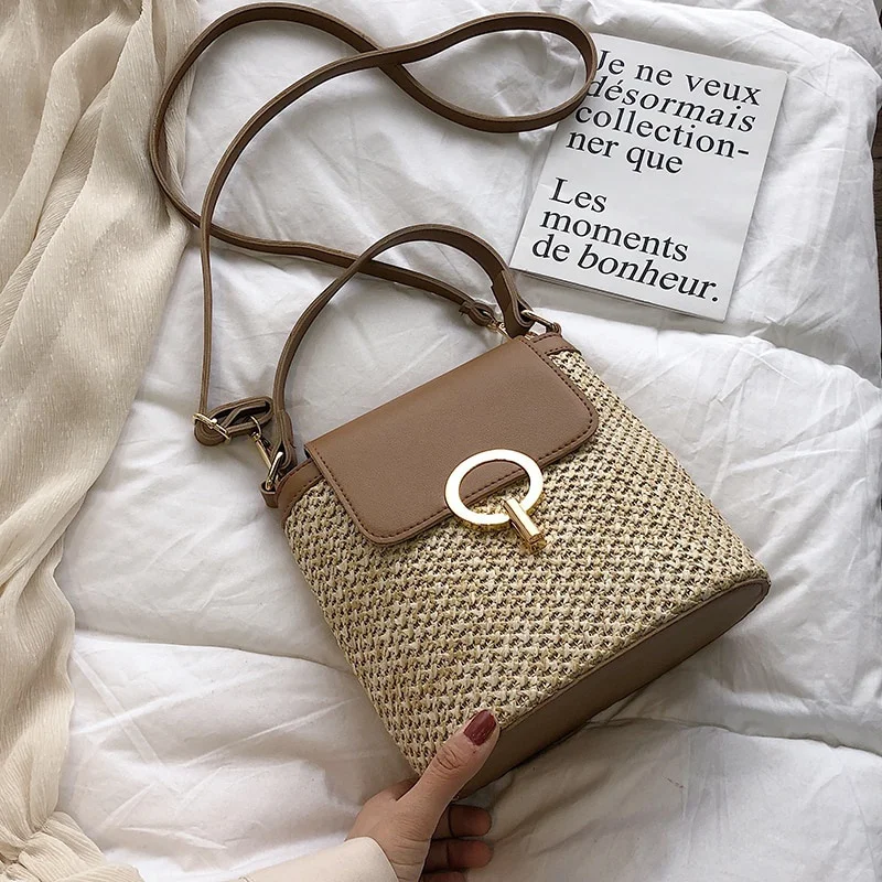 حقيبة منسوجة للعطلات الشاطئية  - مراجعة Luxury Bags Without Logo وسعره