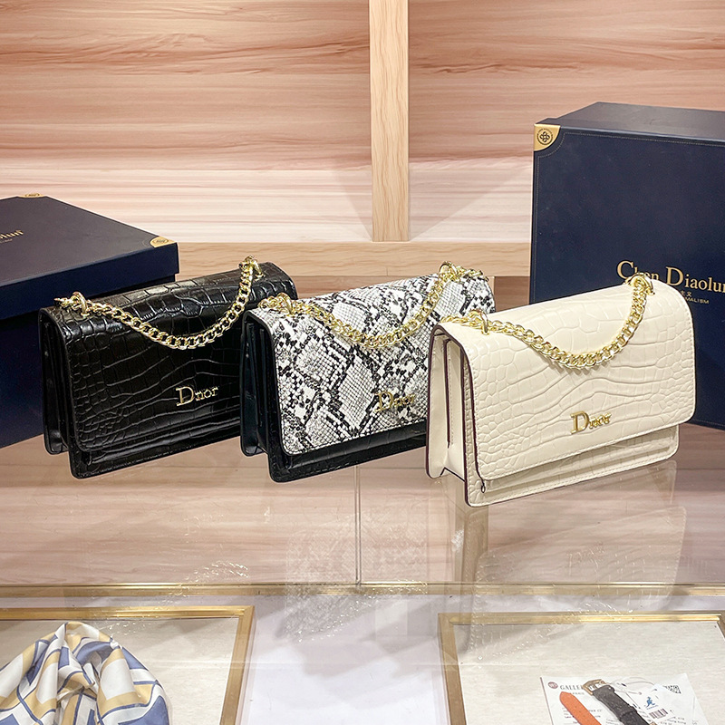 حقيبة حفاضات مربعة كلاسيكية أن - مراجعة Luxury Bags Without Logo وسعره