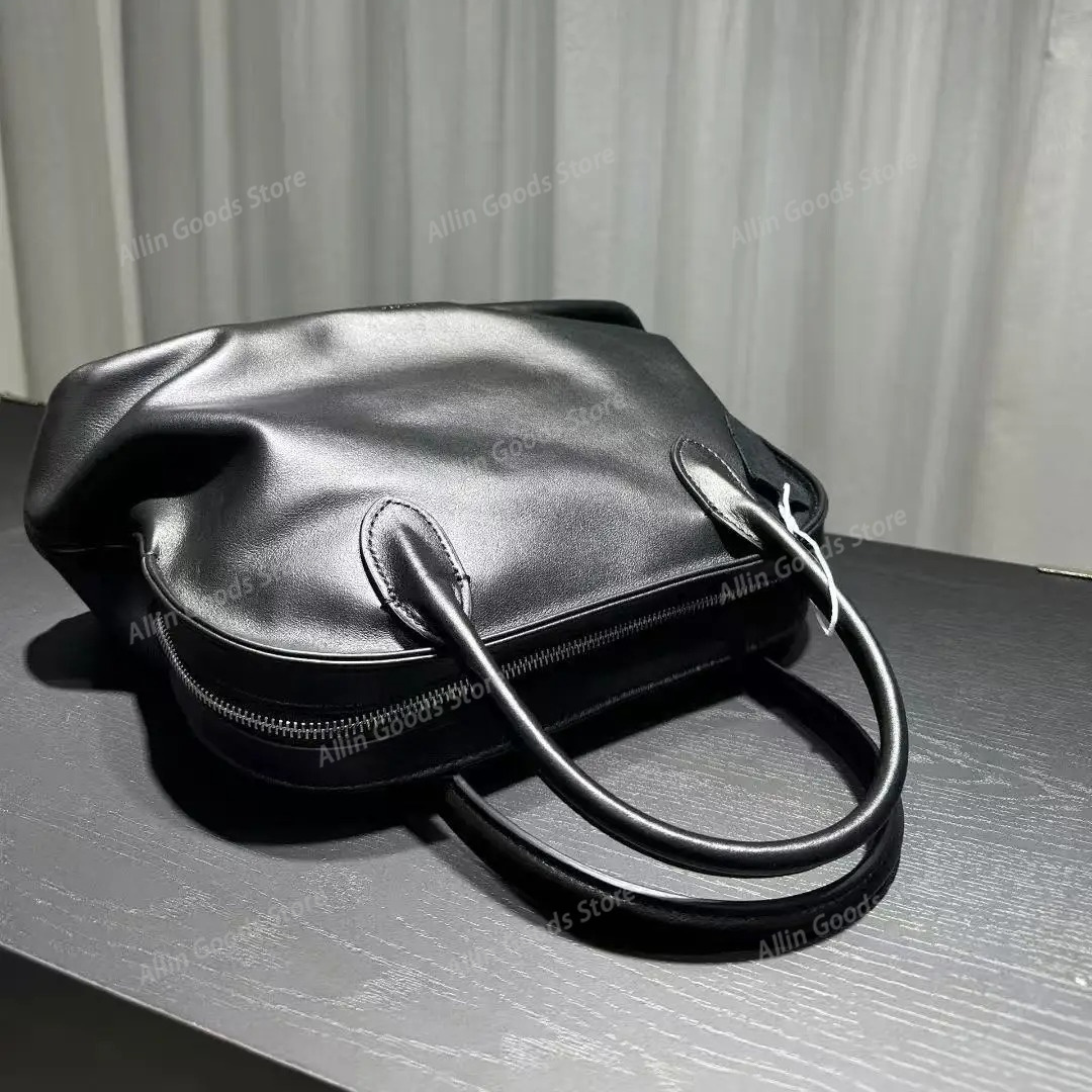 حقيبة يد صغيرة من الجلد الطبيع - مراجعة Luxury Bags Gr وسعره