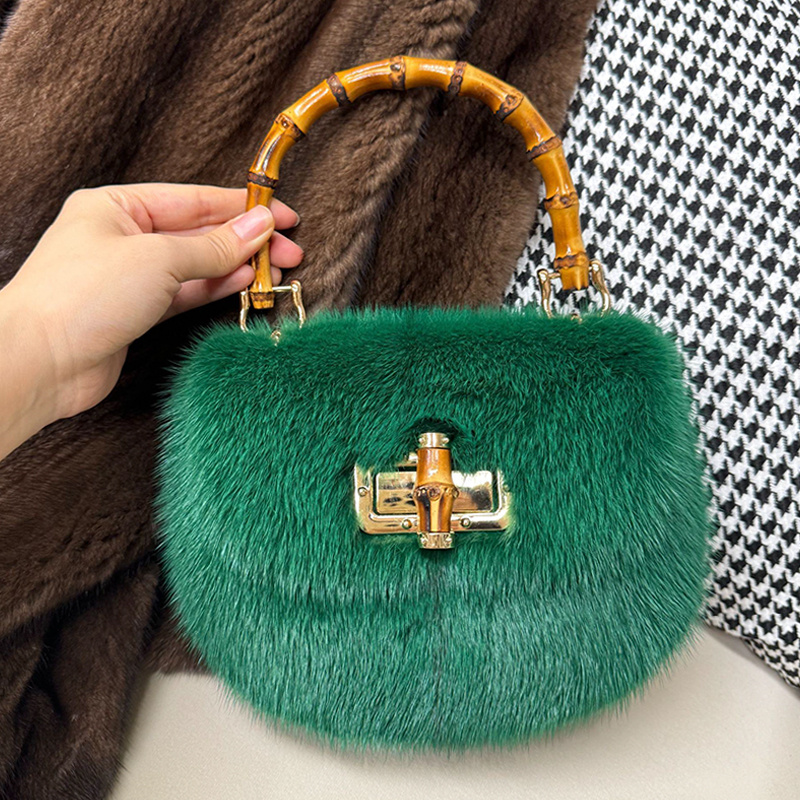 حقائب نسائية فاخرة من فرو المن - مراجعة Luxury Bags Gr وسعره