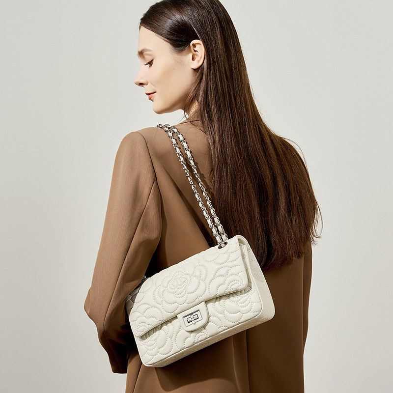 أعلى الحبوب المرتفعات جلد الخر - مراجعة Luxury Quilted Bags وسعره